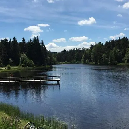 Des 3 Etangs בית הארחה