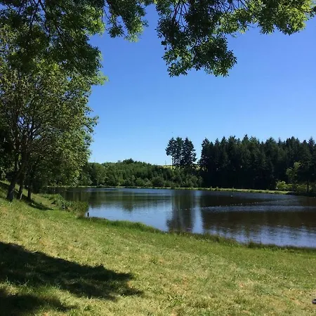 بيت ضيافة Des 3 Etangs 3*